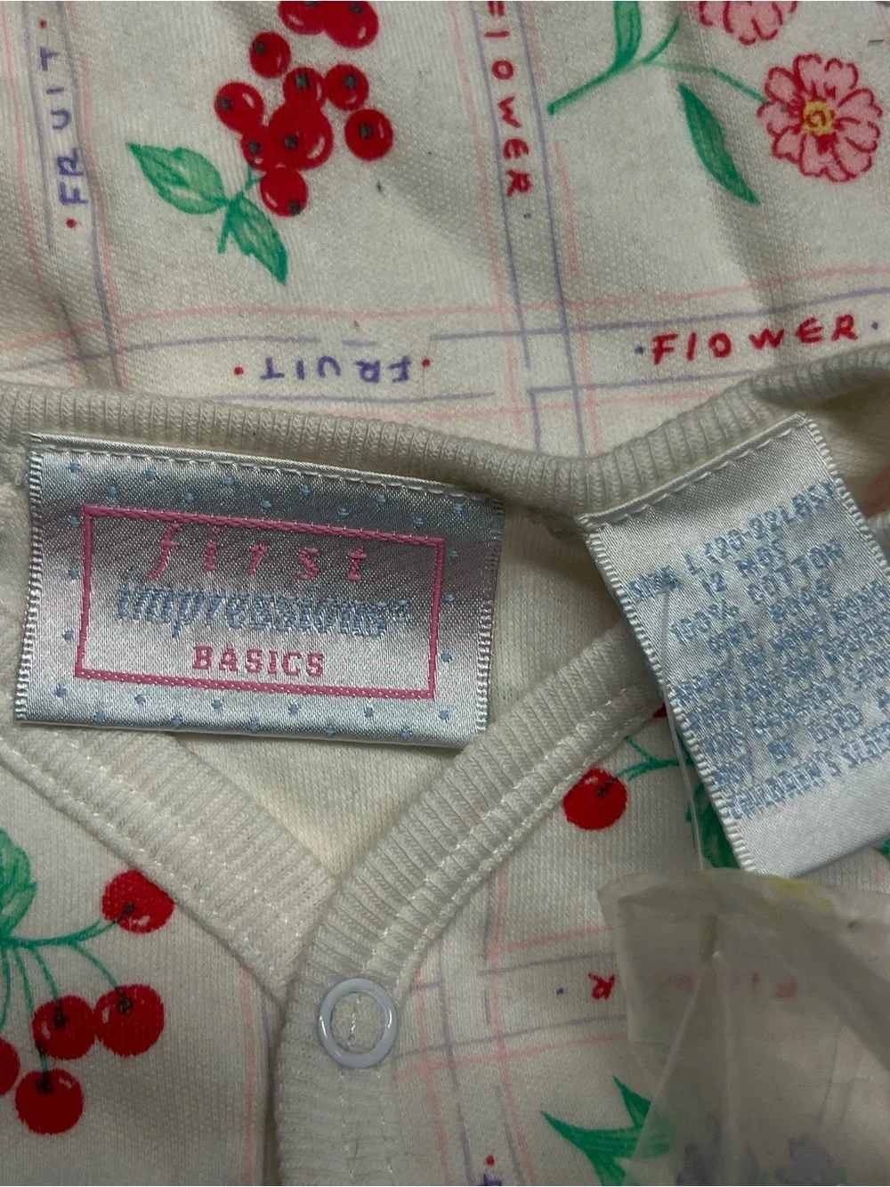 Vintage Kids One-Piece Bodysuit Cream Fruit & Floral Print Farmers Market